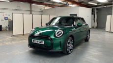 MINI Hatchback 1.5 Cooper Exclusive 3dr Auto Petrol Hatchback